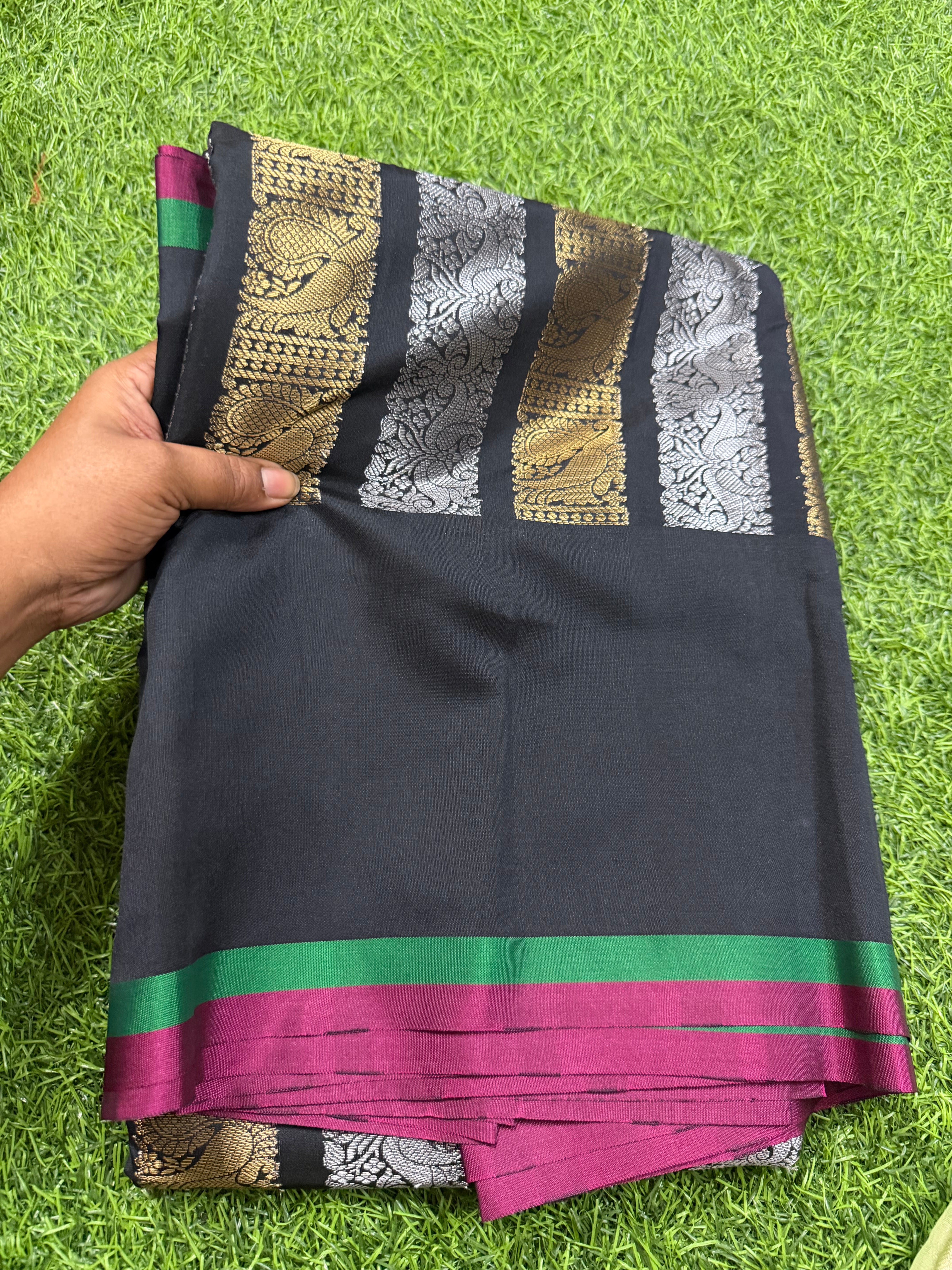 Flat 50% offersaree