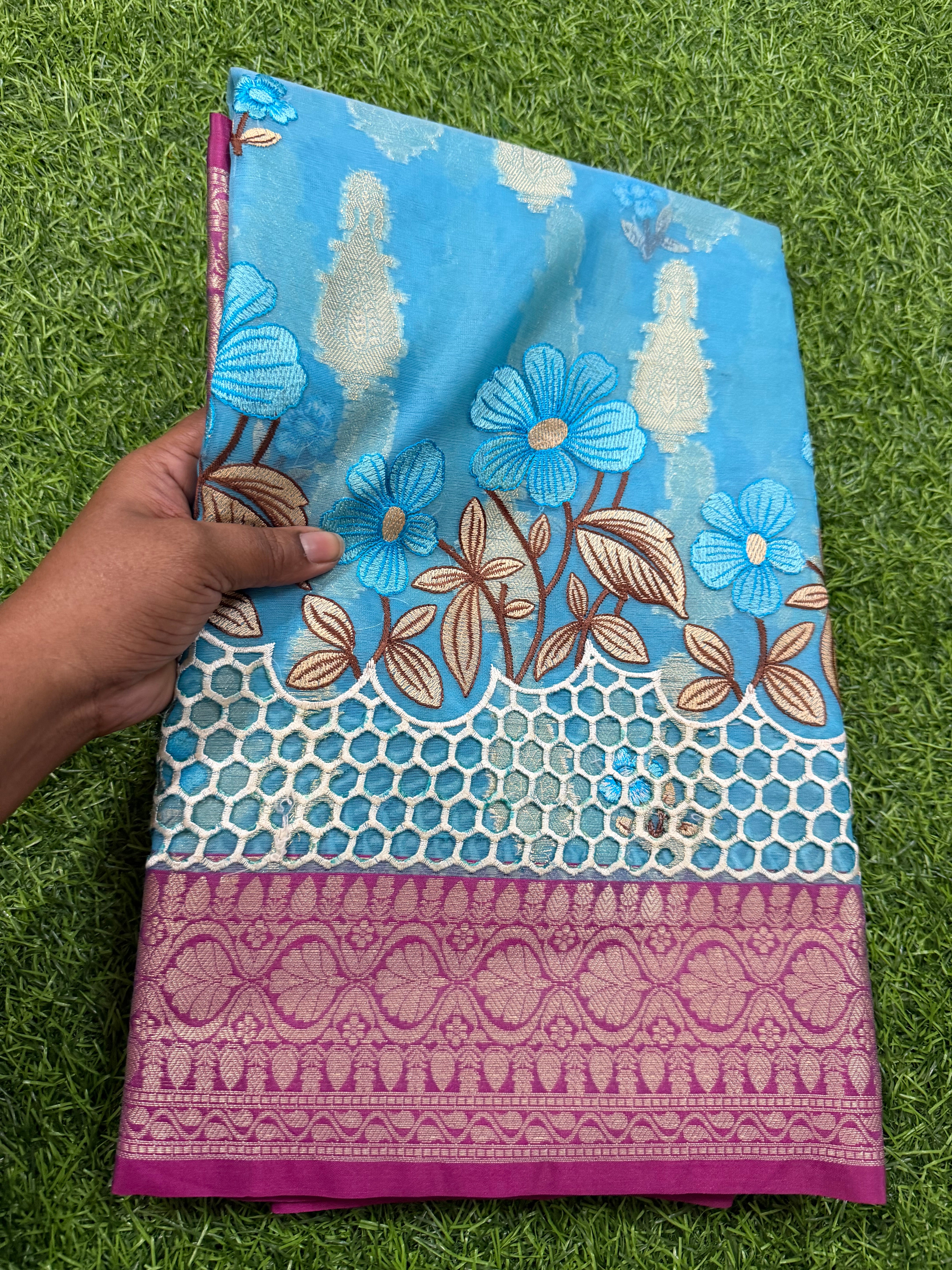 Flat 50% offer saree