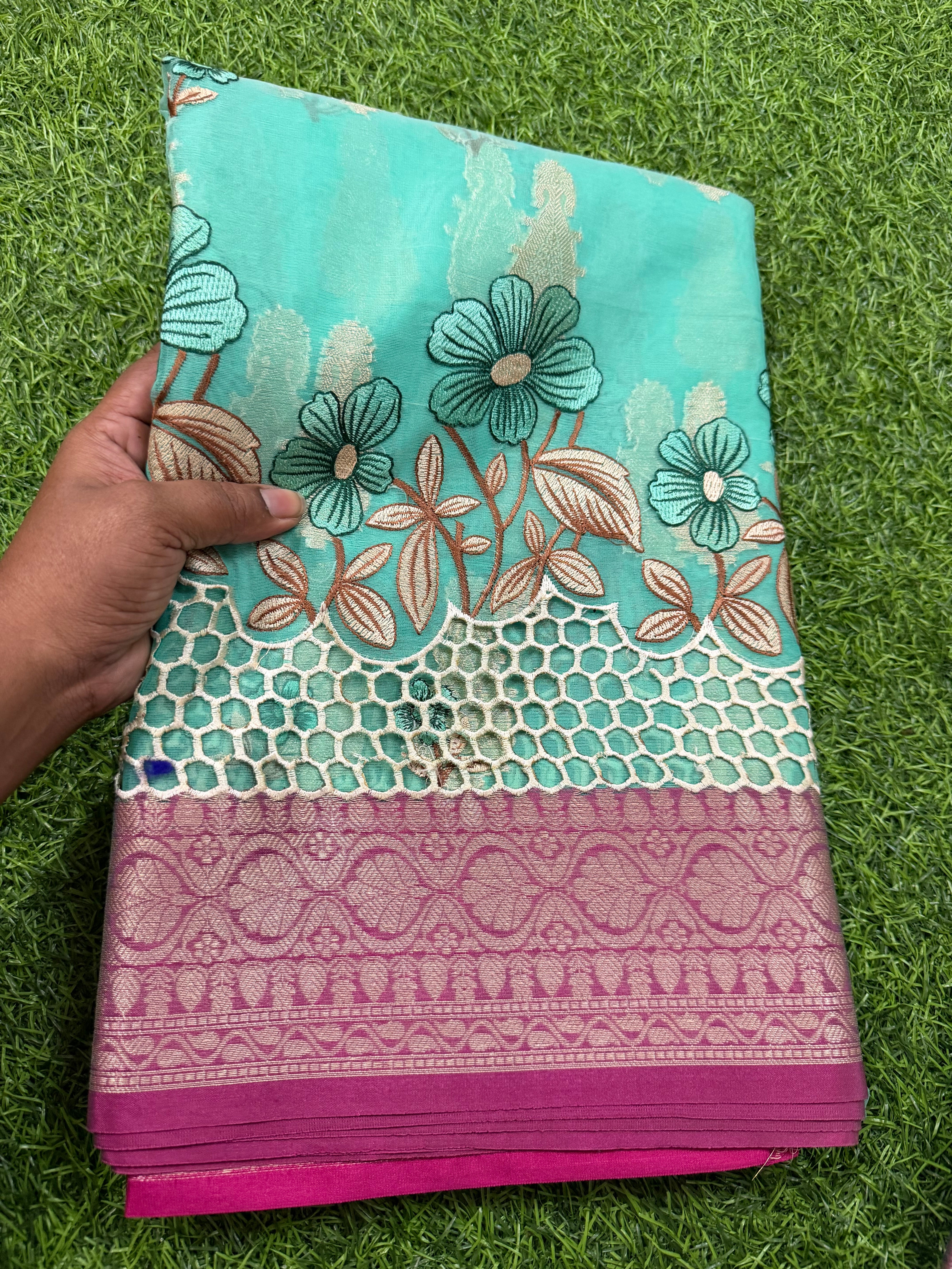 Flat 50% offer saree