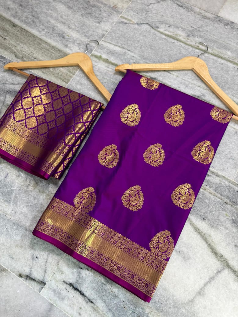 Fabric-Soft Cotton Kanchipuram Silk Saree